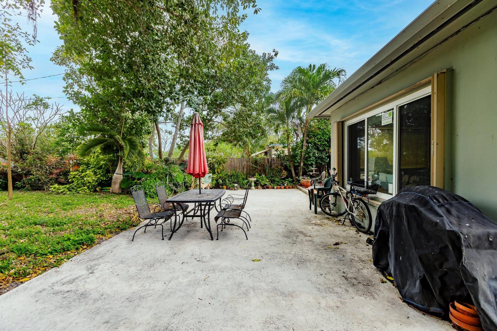 Uhost Ai - Updated 1B1B Hideaway - Sleeps 3 Hollywood Buitenkant foto